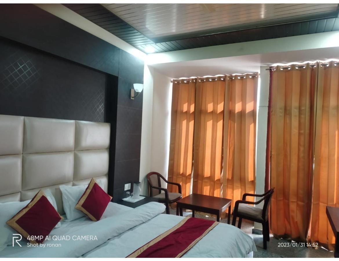 Hotel Krishna Palace, Mussoorie Exterior photo