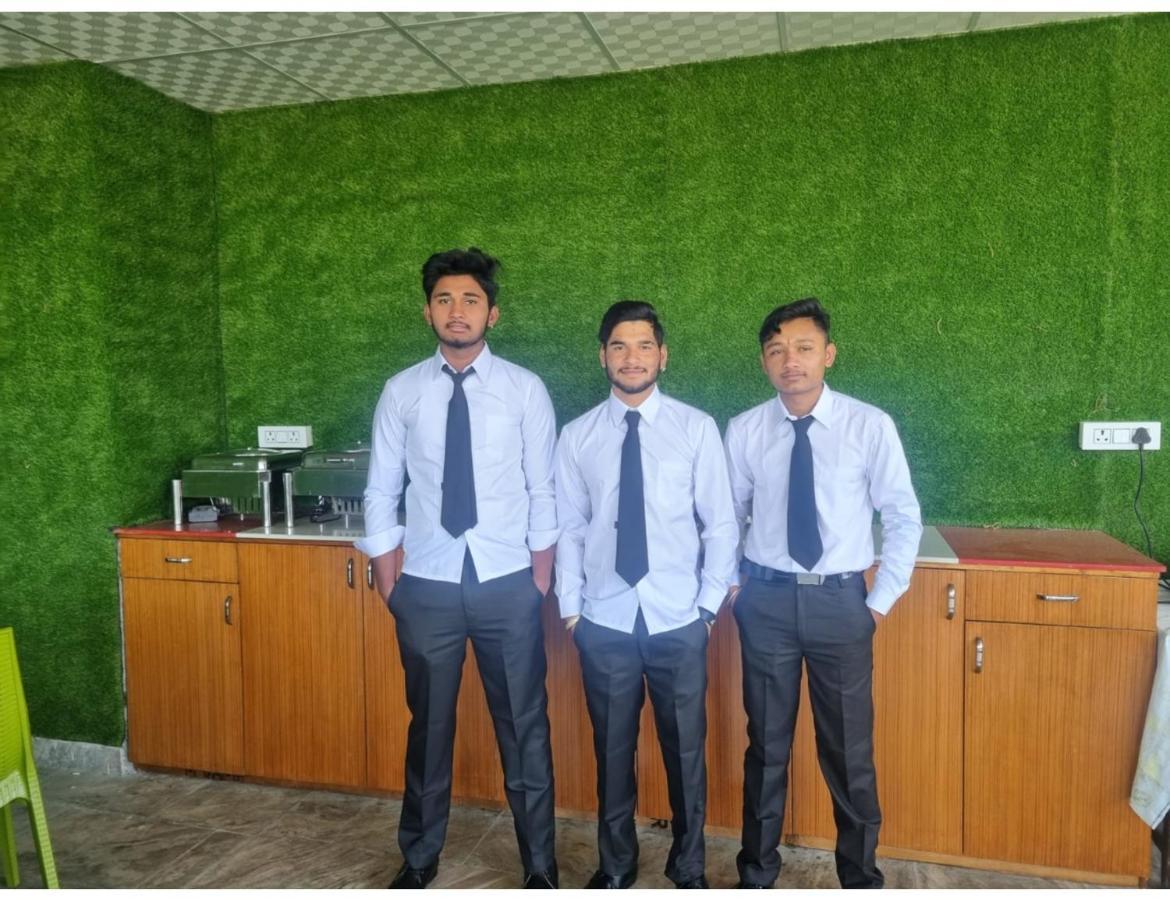 Hotel Krishna Palace, Mussoorie Exterior photo